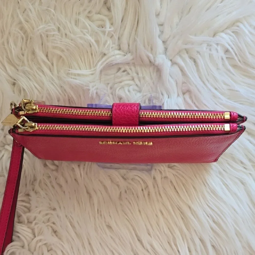 Michael Kors Fuchsia Wristlet Clutch - Picture 3 of 8